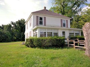 27 E State St, Glens Falls, NY 12801