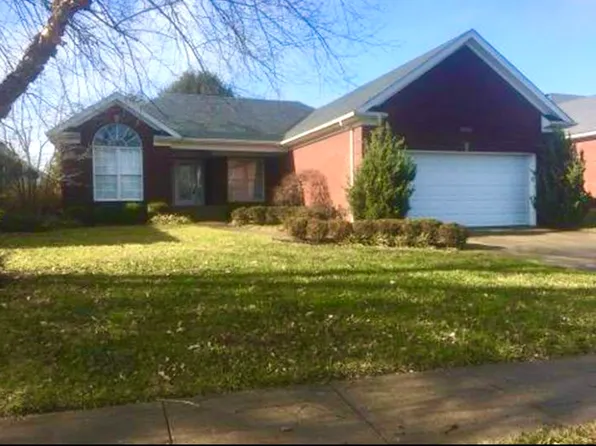 10807 Bardstown Woods Blvd, Louisville, KY 40291