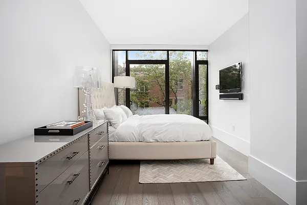 Sold by Douglas Elliman | media 17