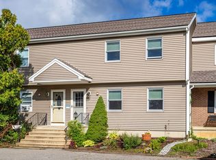 7 Pond View Way, Hubbardston, MA 01452