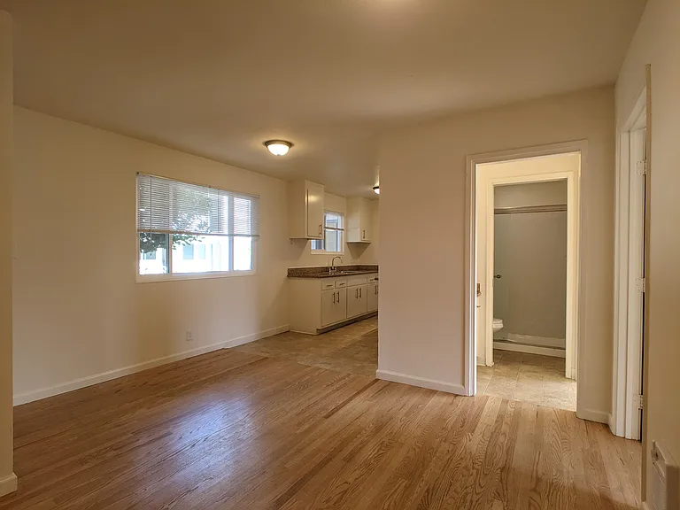 2117 Haste St — Photo 28