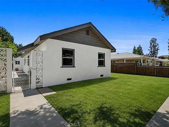 3rd image of 8633 Rosena Ave