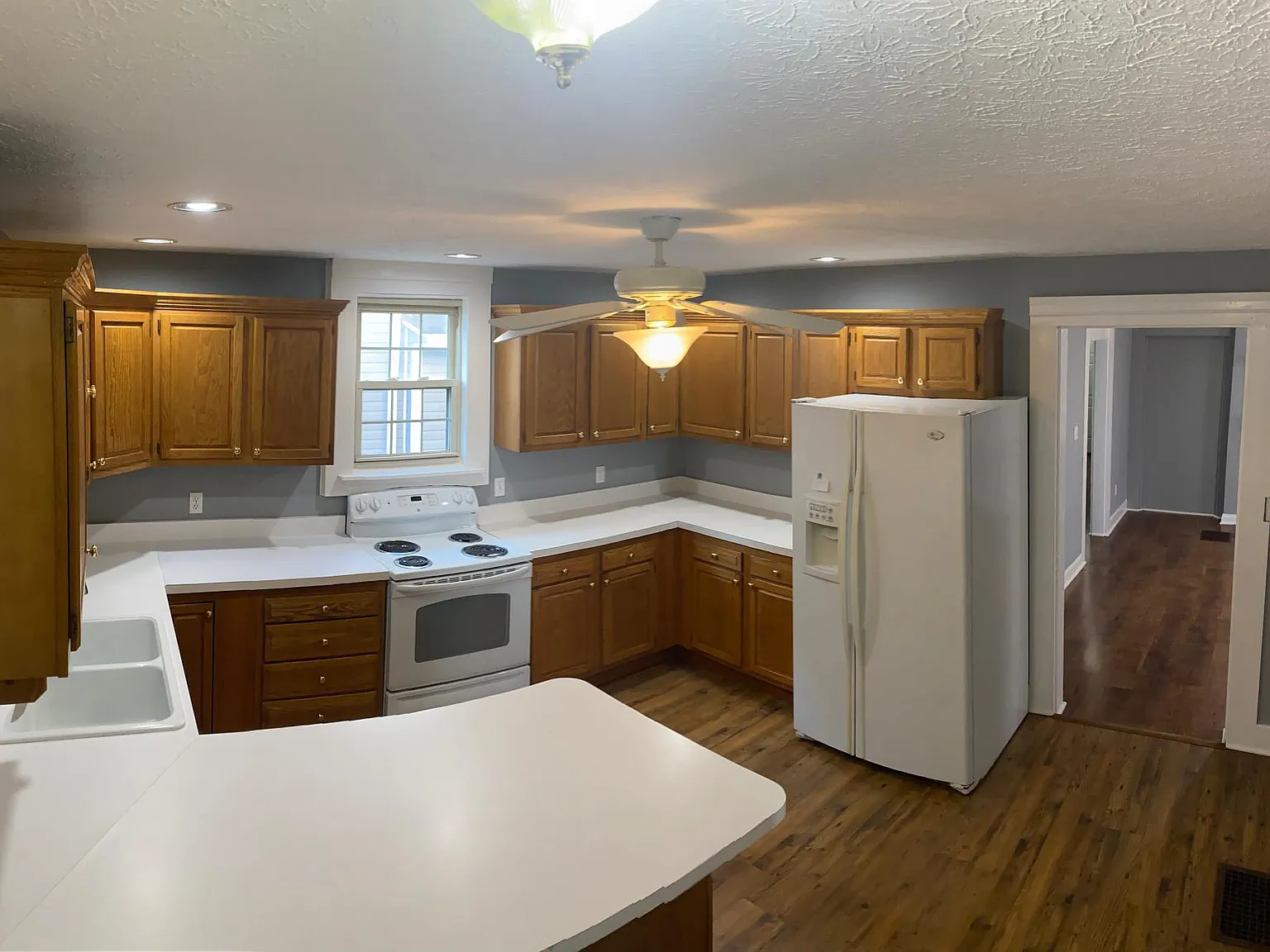 3 bed, 1692 sqft, $1,600 — Photo 4