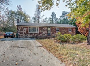 3510 Greg Dr, Gastonia, NC 28052