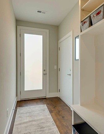 5th image of 54 Fern Ave