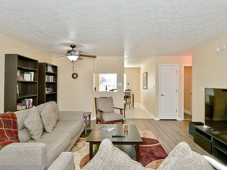 3043 Armory Dr — Photo 6