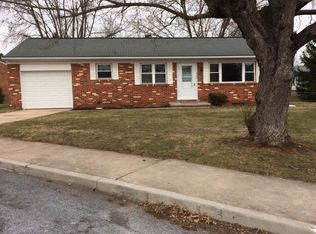 323 Taney Dr, Taneytown, MD