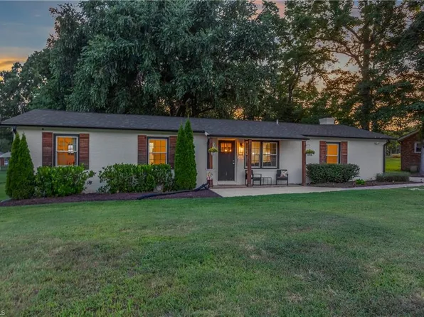 5631 Tom Hill Rd, Trinity, NC 27370