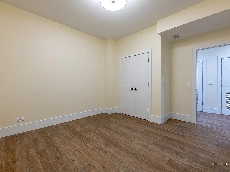 2110 W Washington Blvd #1 — Photo 17