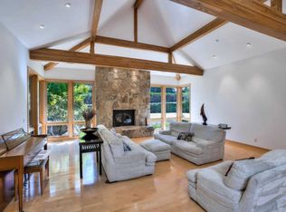 1320 Jacks Rd, Monterey, CA 93940