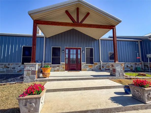 240 Cox Rd, Waxahachie, TX 75167