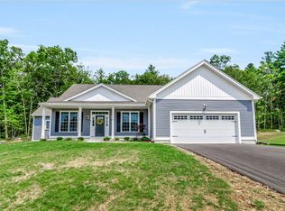 11 Brady Ct, Uxbridge, MA 01569