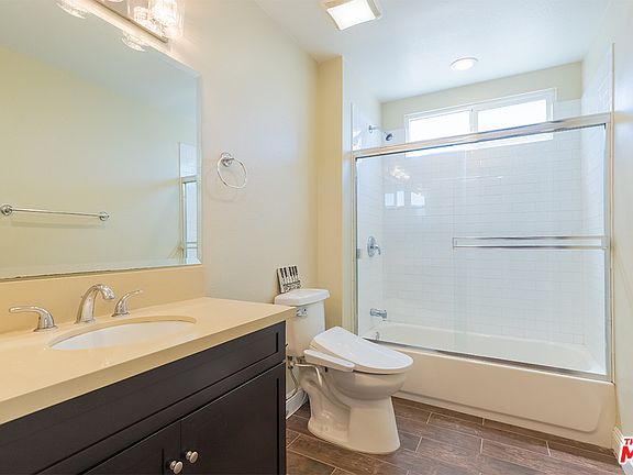 5th image of 10440 Quill Ave APT 102