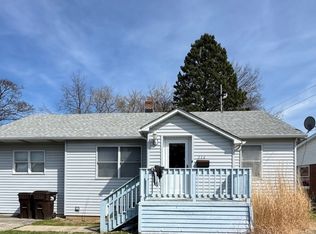 226 Barrington Rd, Wauconda, IL 60084