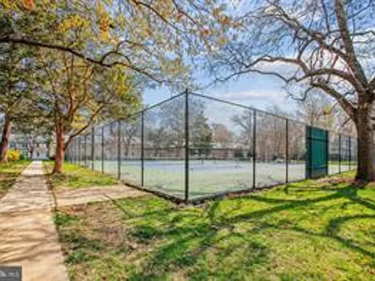4372 N Pershing Dr #2 — Photo 25