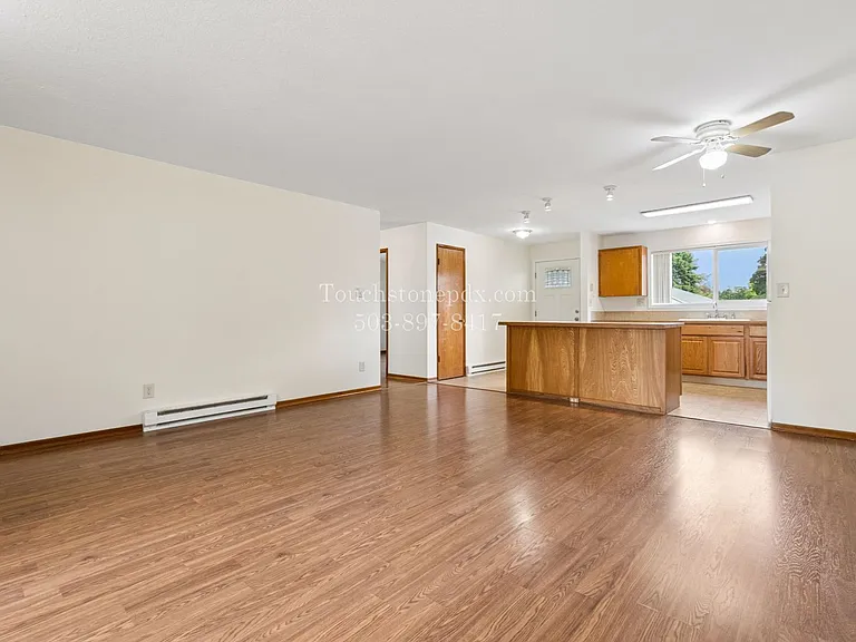18016 NE Davis St — Photo 16