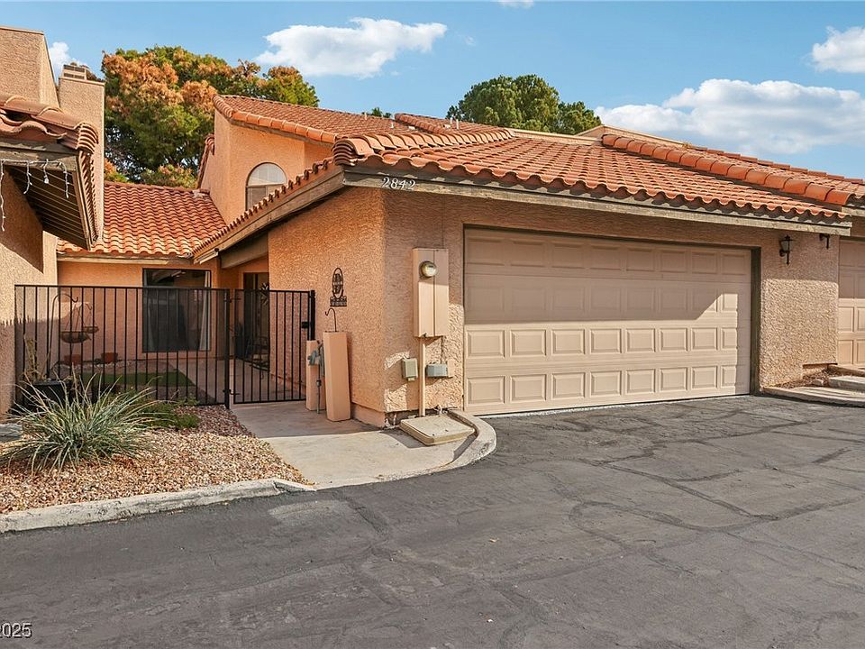 1st image of 2842 Campo Verde Dr