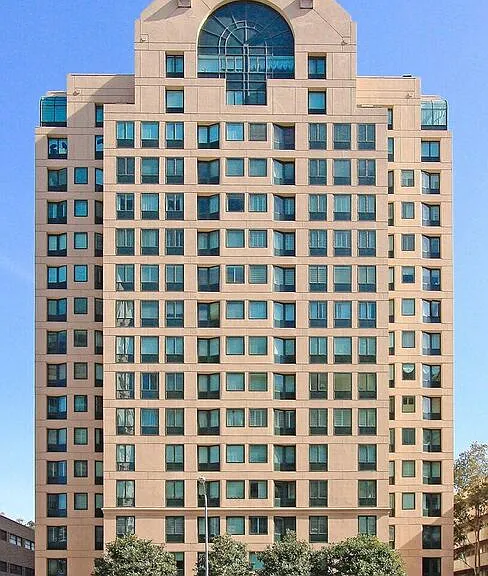 10520 Wilshire Blvd #1207 — Photo 4
