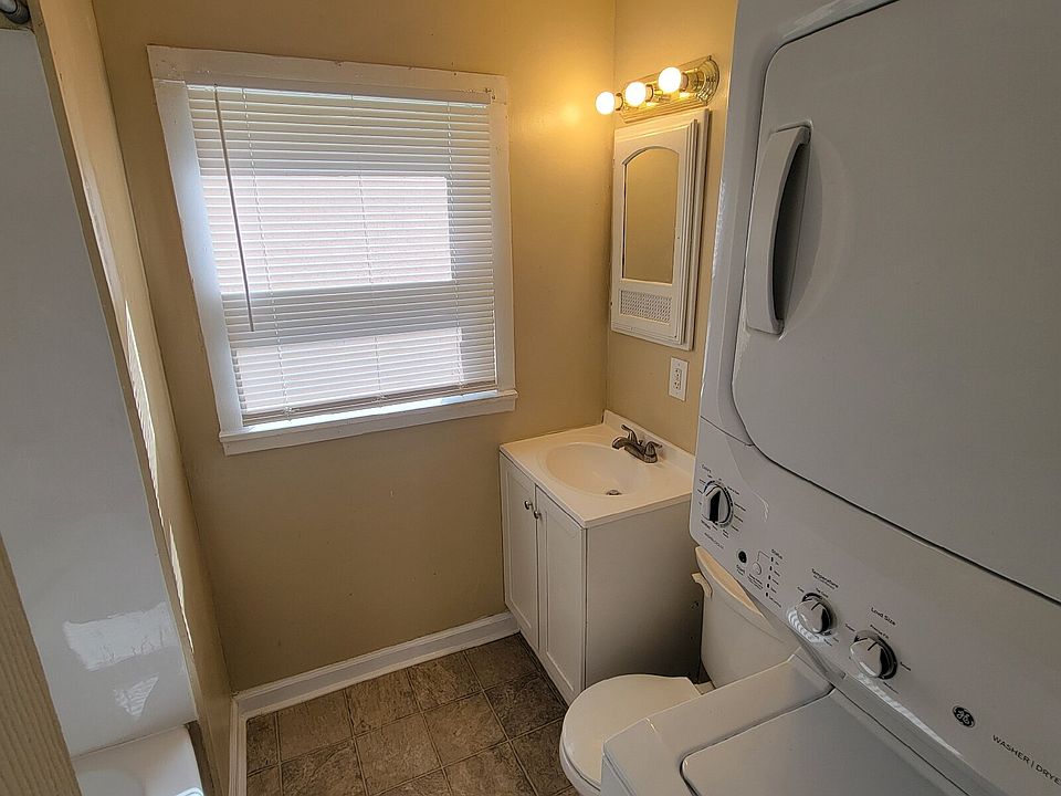 1st image of 3011 N Tacoma Ave
