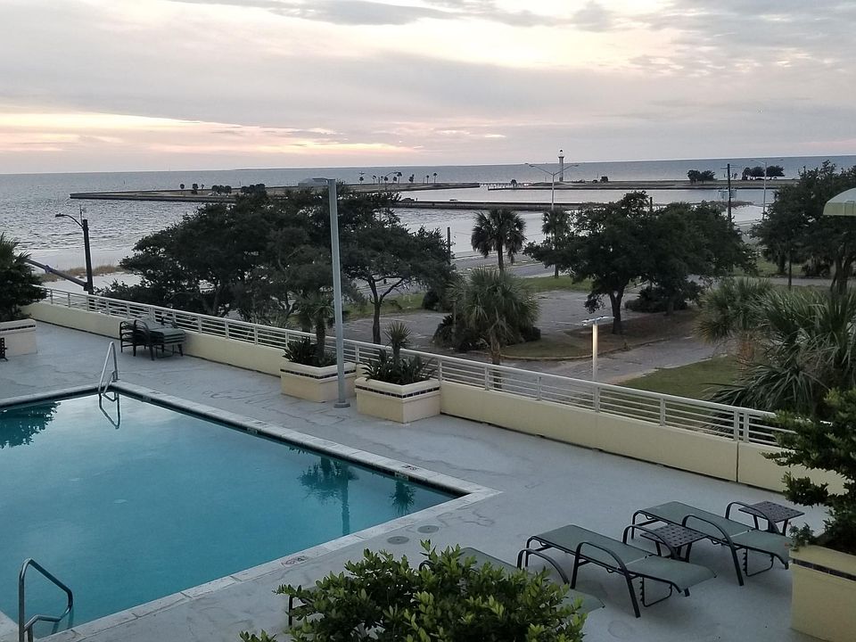1st image of 2060 Beach Blvd
