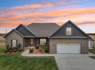 163 Honeybee Dr, Unionville, TN 37180