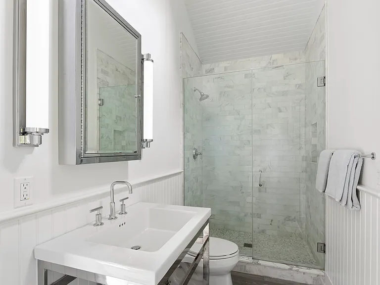 64 Armande St — Photo 19