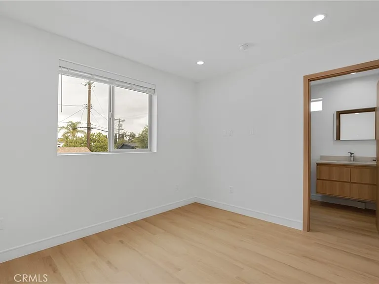 5220 Strohm Ave — Photo 14