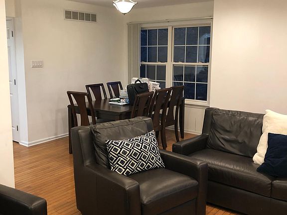 5th image of 237 Gatehouse Cir