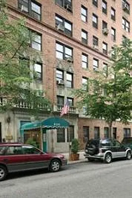 Sold by Corcoran | media 7