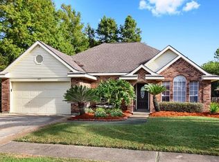 325 N Canterbury Dr, La Place, LA 70068