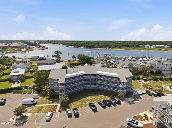 400 Virginia Avenue #305-B, Carolina Beach, NC 28428
