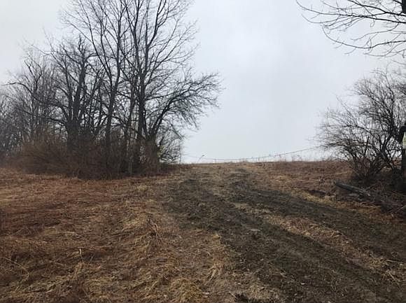 1st image of 345 Riley Rd
