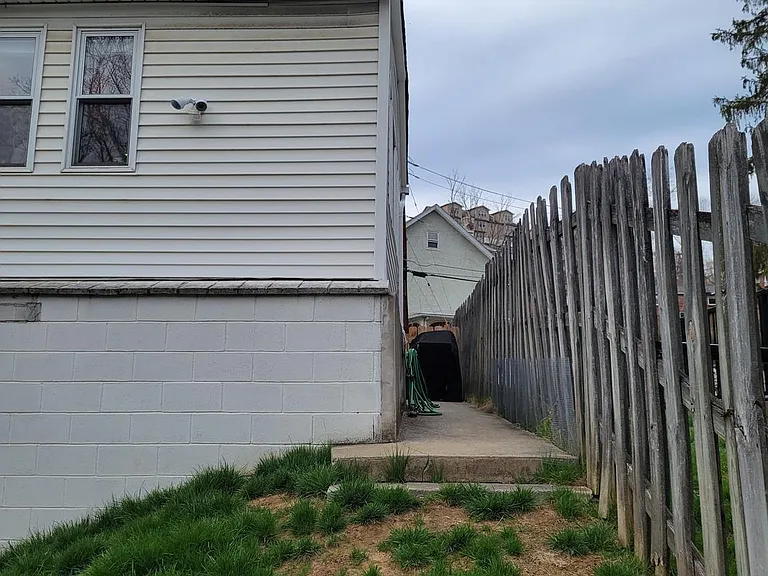 505 Apple St — Photo 38