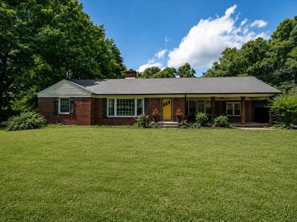 303 N Laurel Cir, Columbia, TN 38401