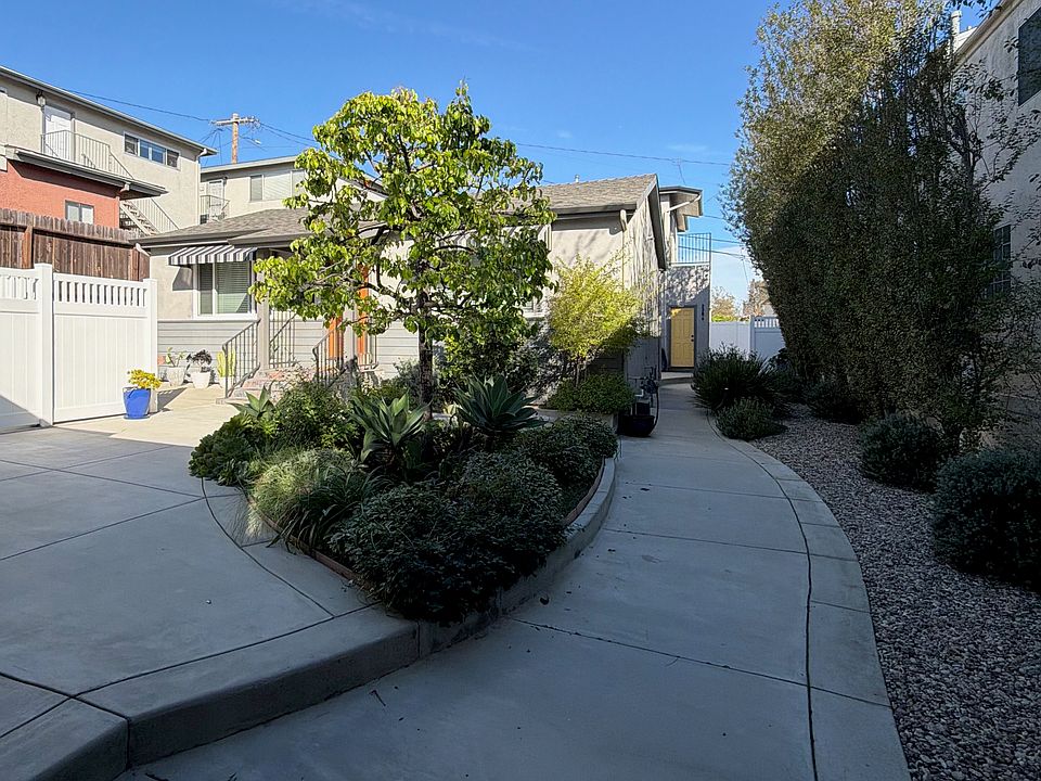 Nicely maintained landscaping with weekly gardener.