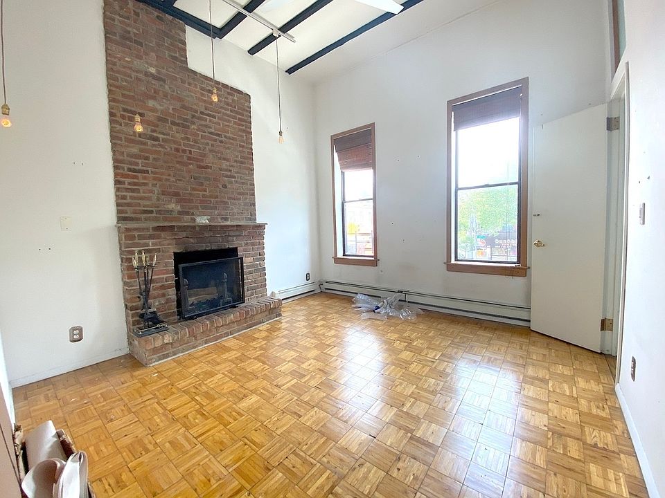 1st image of 464 7th Ave Floor 2