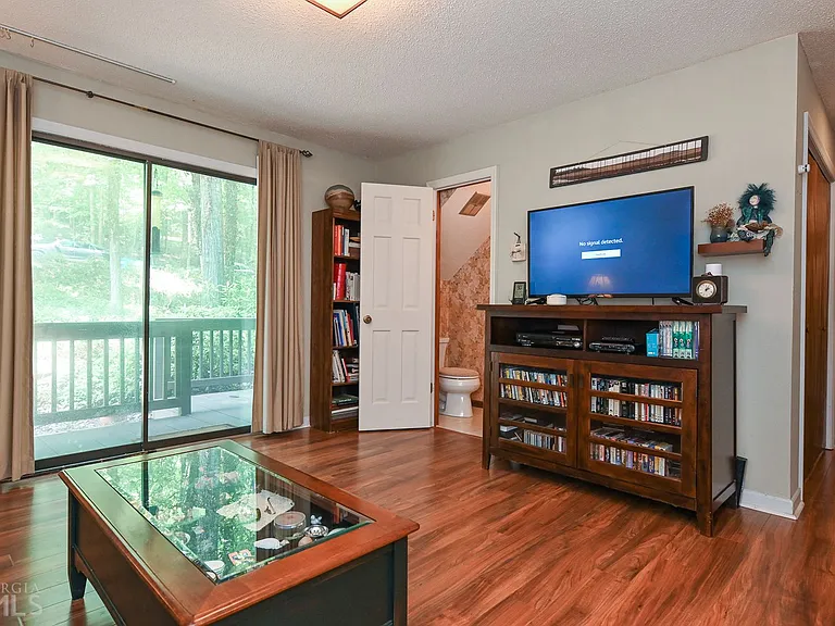 225 Snapfinger Dr — Photo 8