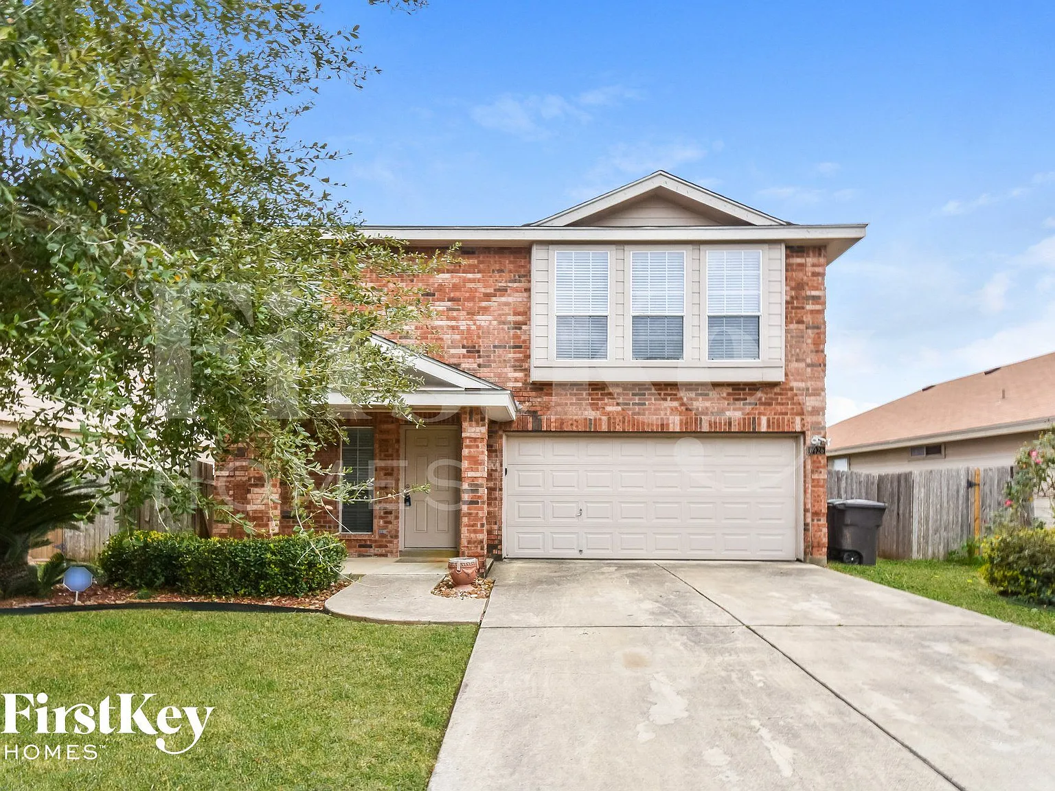 4 bed, 2.5 bath, 1954 sqft, $1,845 — Photo 1