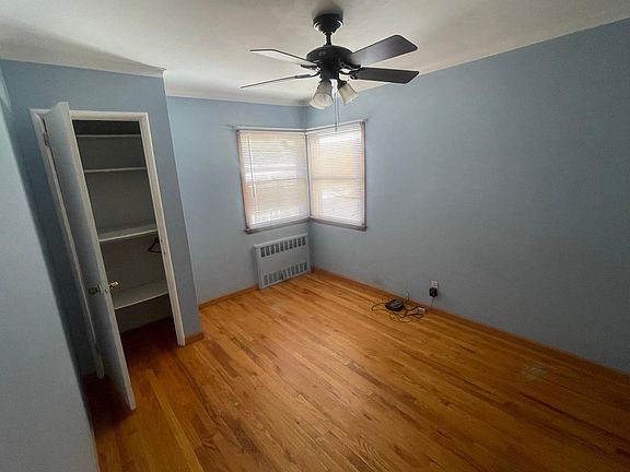 5th image of 696 Dorothea Ln #1