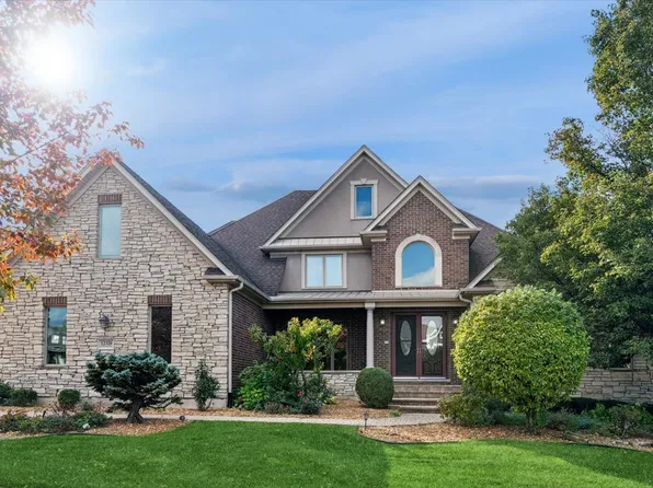 12328 Province Dr, Lemont, IL 60439