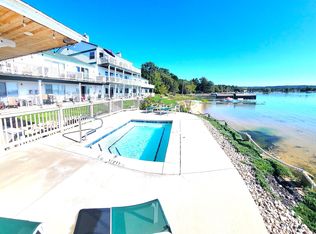 8569 Portage Point Dr UNIT 24-15, Onekama, MI 49675