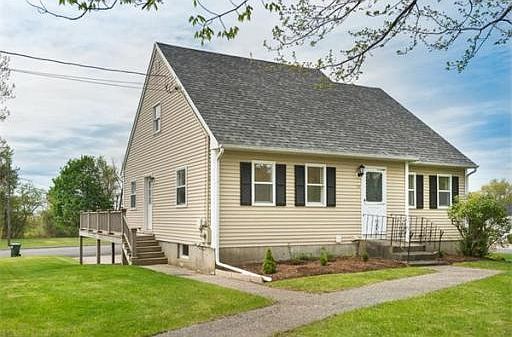 1st image of 10 Coltin Dr