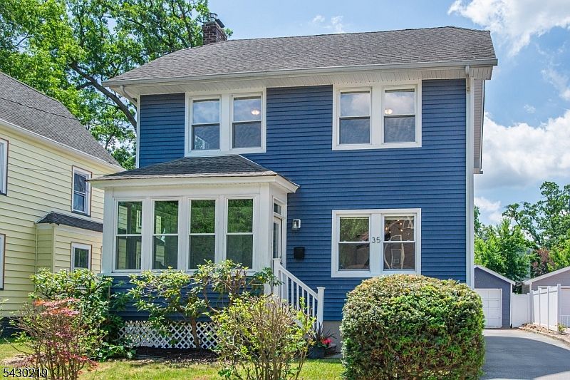 1st image of 35 Howe Ave