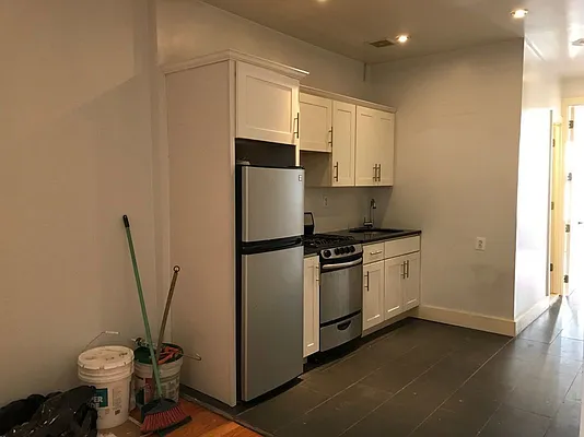 Rented by Arvik Group Real Estate | media 11
