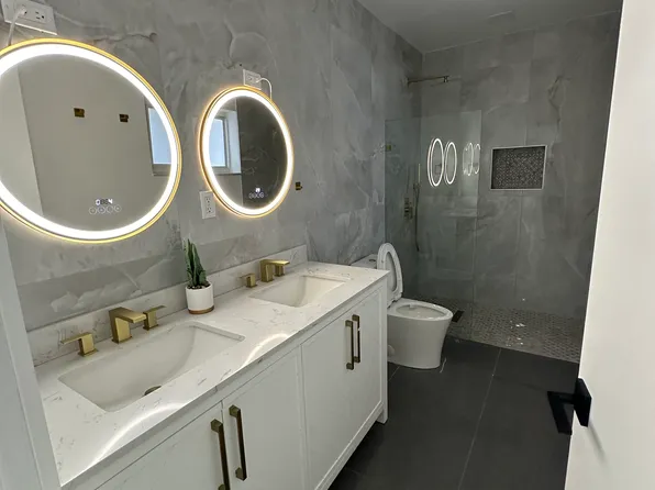 1060 Tyler St, Hollywood, FL 33019