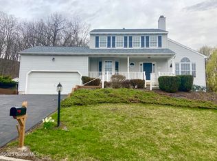 10 Red Rock Rd, Troy, NY 12182