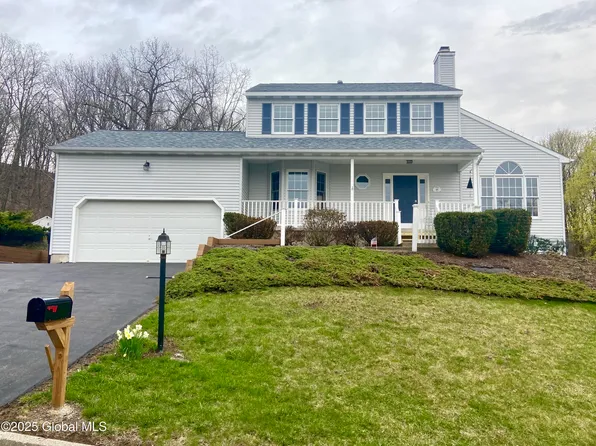 10 Red Rock Road, Troy, NY 12182