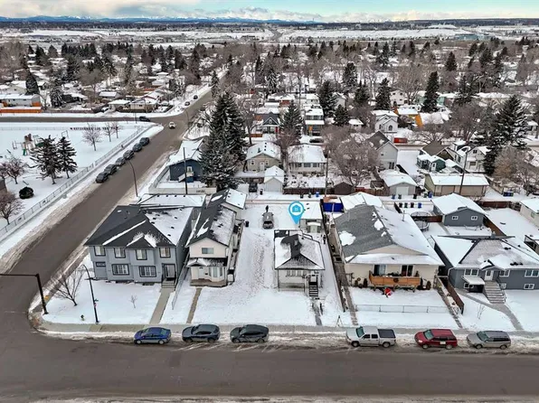 6639 W 19th St SE, Calgary, AB T2C 0P1