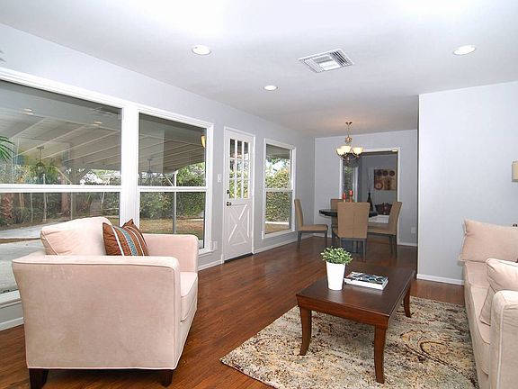 4th image of 7905 Driscoll Ave