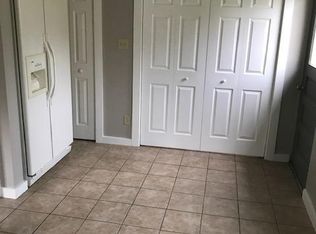 710 Yellowstone Rd, Valparaiso, IN 46385